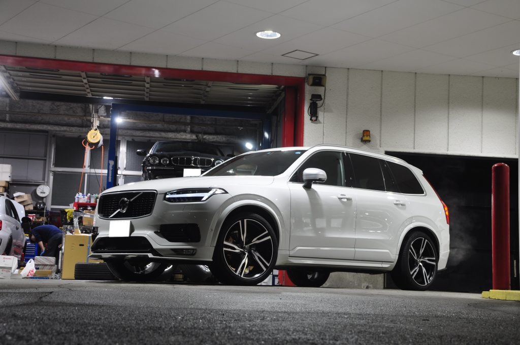 白色xc90改装erst前后包围套件 - 中国沃尔沃改装网